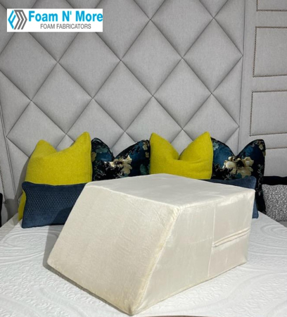 Picture of Angled Leg Wedge