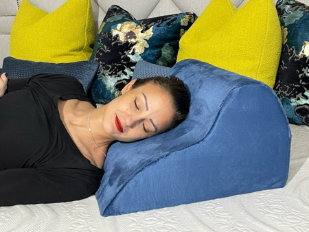 Picture of Head and Neck Bed Pillow