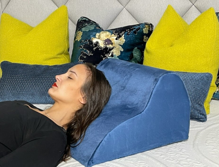 Picture of Head and Neck Bed Pillow