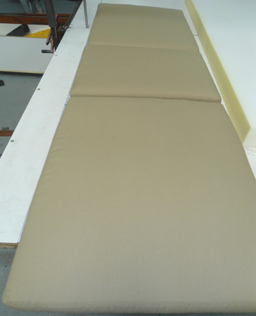 Tri-Fold With Zipper Cover